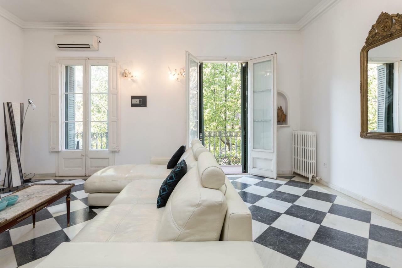 1229 - Awesome City Center Apartment With Terrace Барселона Екстериор снимка
