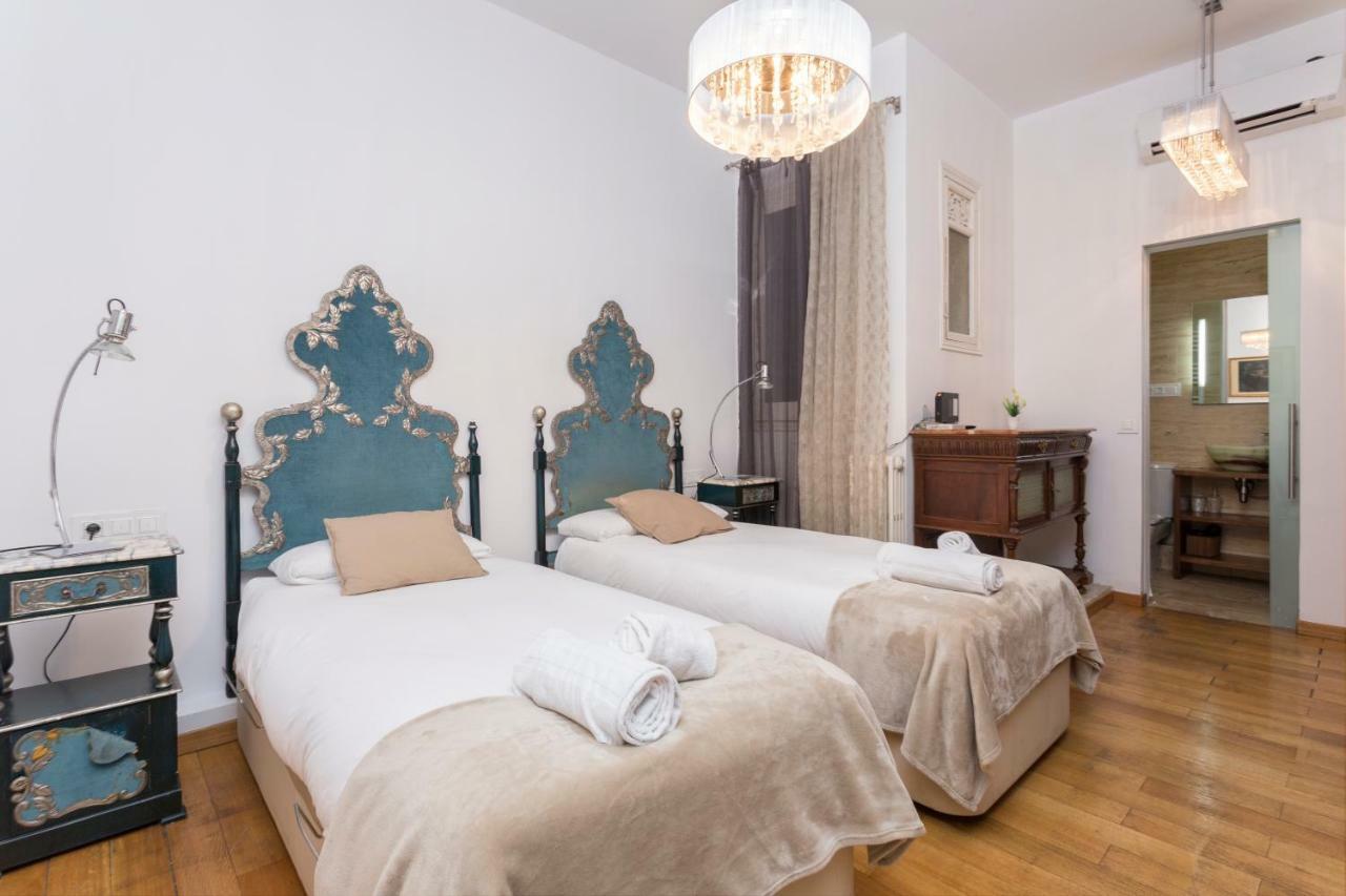 1229 - Awesome City Center Apartment With Terrace Барселона Екстериор снимка